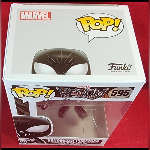 Venomized punisher funko # 595 (nib) With pop protector - Picture 4 of 7